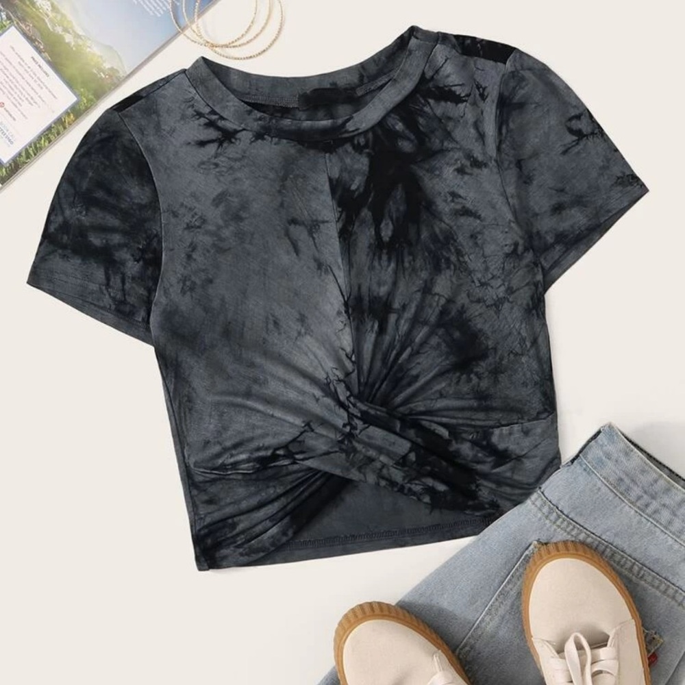 NWT black tie dye twist crop top